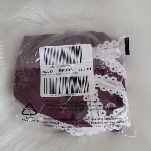 VICTORIA'S SECRET RIBBED SLEEP CAMI SIZE XS (1 available) - Picture 3 of 4